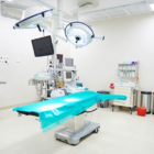 חדר ניתוח בהרדמה מקומית